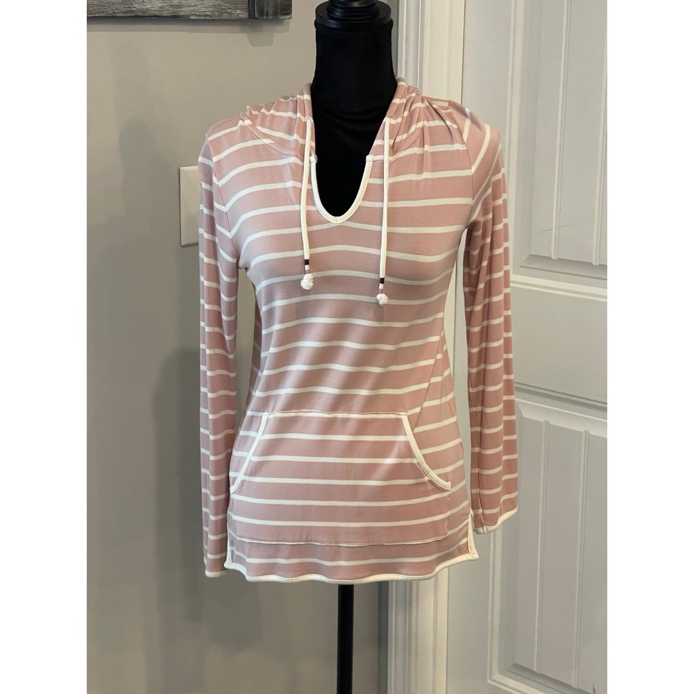 Women's Market and Spruce Hooded Pullover Small